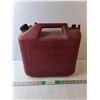 Image 1 : 5 Gallon Gas Jerry Can