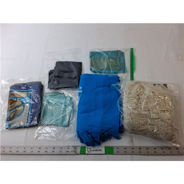 (6) Scarves/Shawls