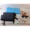 Image 1 : (2) Scarves & Handbag Hanger