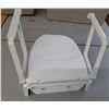 Image 2 : Raised Toilet Seat with Handles, Cannot Ship