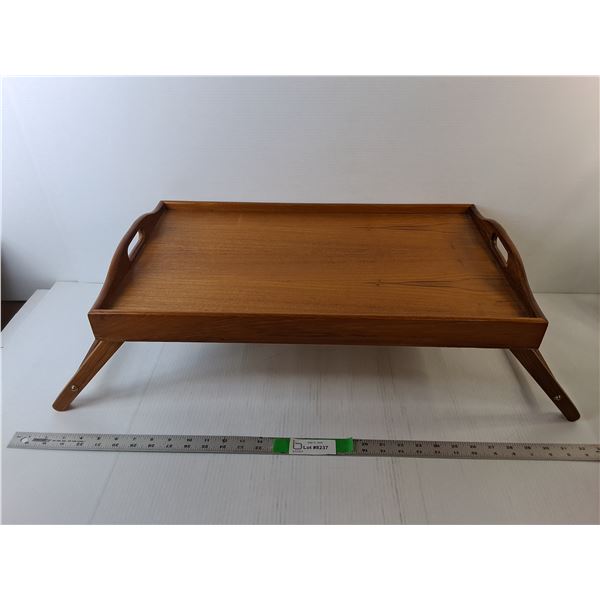 Wooden Footed Collapsible Serving Tray