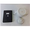 Image 2 : Ceramic Teapot & Starfrit Kitchen Scale- As Is, May Require Batteries