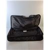 Image 3 : Samsonite Rolling Suitcase 28.5" x 13.5"  -  PICK UP