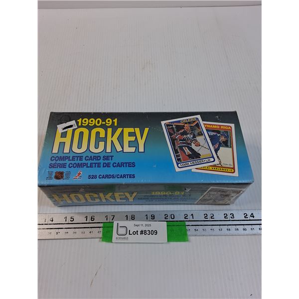 OPC 1990-91 Hockey Trading Card Set - Appears Sealed