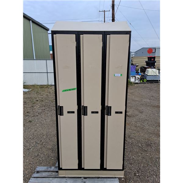 ** 3 Lockers - Cannot Ship
