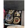 Image 5 : Various Jewelry, Jewelry Boxes, Guess Ladies Wallet
