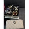 Image 6 : Various Jewelry, Jewelry Boxes, Guess Ladies Wallet
