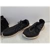 Image 3 : (2) Pairs of Shoes/ Sneakers - Size 9