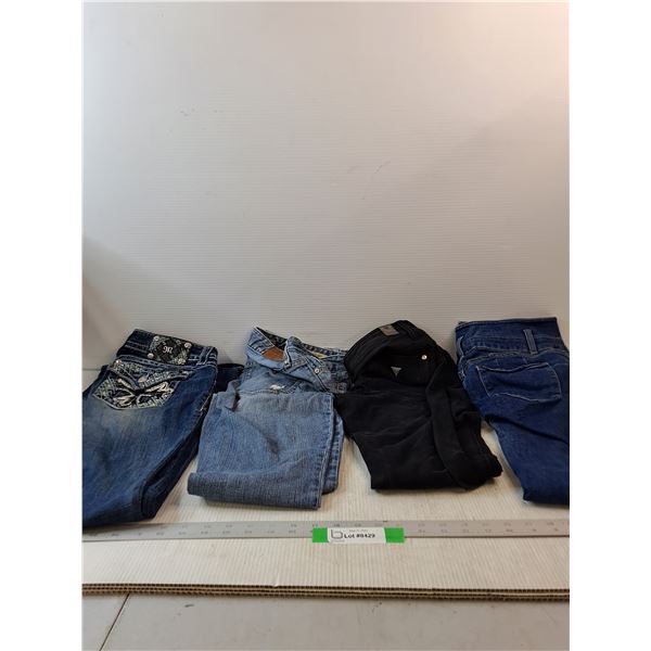(2) Pairs Of Guess Jeans(Size 27 & 28), Miss Me Jeans(Size 27) & Refuge Denim (Size 05)