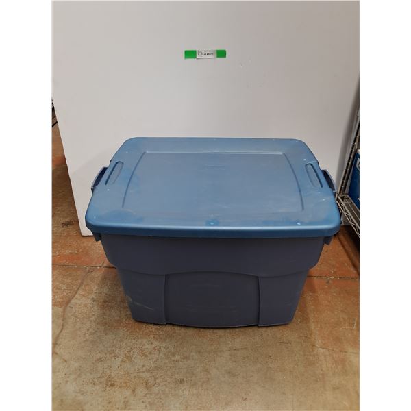 **Plastic Storage Tote with Lid 23" x 18" x 17", Cannot Ship