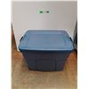 Image 1 : **Plastic Storage Tote with Lid 23" x 18" x 17", Cannot Ship