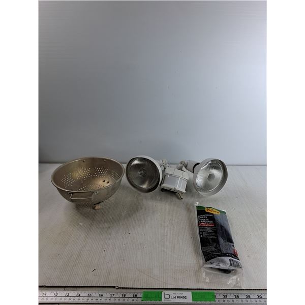 Flood lights, Strainer, Anchoring Spikes
