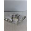 Image 2 : Flood lights, Strainer, Anchoring Spikes