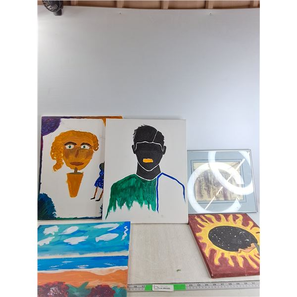 (4) Canvas's, Picture Frame  (Up To 20"x16")