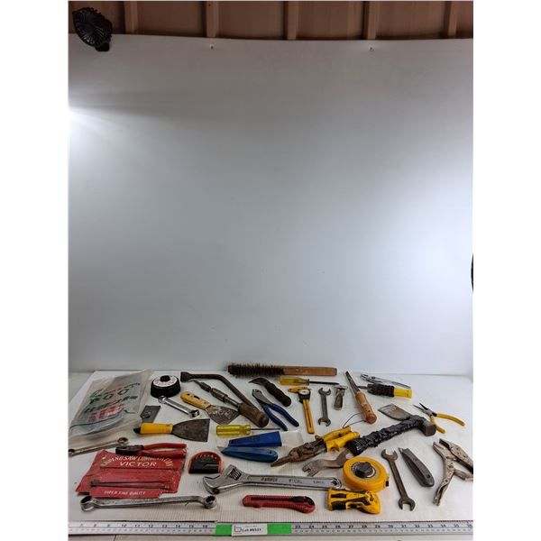 Miscellaneous Tools-Wrenches, Pliers, Putty Knives