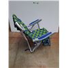 Image 2 : *Tommy Bahama Kids Folding Beach Chair 26" x 20" x 20", Cannot Ship