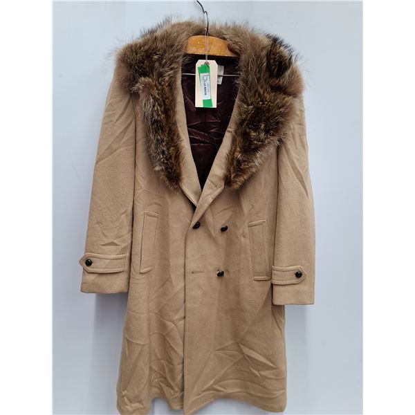 * Weatherman by Mac-Mor of Canada - Fur & Wool Ladies Half Length Dress Coat - Approx Size Medium