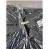 Image 3 : Ford Escape 2024 Carpet Floor Mat Set & Manual - PICK UP