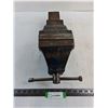 Image 1 : Shop Vise - 5" Jaw, 18" Length - Pickup Only