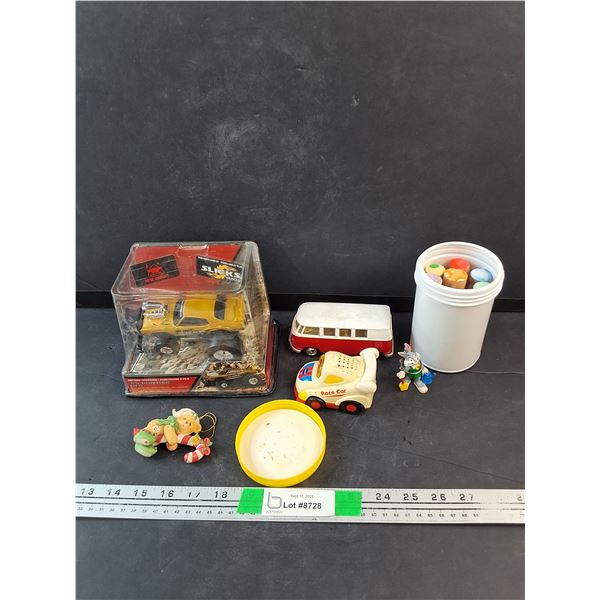 Battery Operated '69 Pontiac GTO, Various Kids Toys, Chalk, Christmas Ornament, Bugs Bunny Keychain