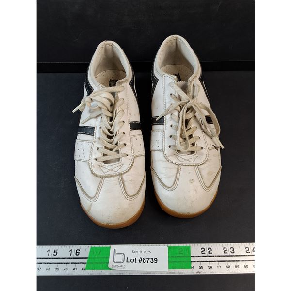 Vintage Vans Sneakers - Size 9.5