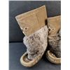Image 2 : Winter Mukluks - Size 8