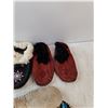 Image 3 : (3) Pairs of Moccasins - Size 9