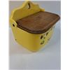 Image 2 : Ceramic Wall Mountable Salt Cellar/Box - 7" x 4" x 6"