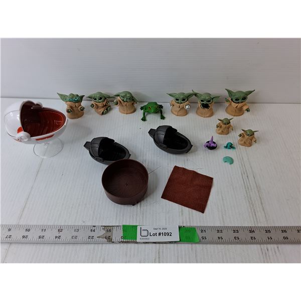 Star Wars Grogu Figurines & Accessories