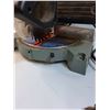Image 4 : King Canada Miter Saw - 8.25" - Powers On, CANNOT SHIP