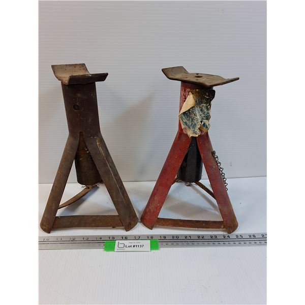 (2) Jack Stands, 4,000lb Capacity - 12" x 8" x 8" -  PICK-UP