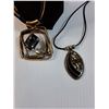 Image 2 : (2) Ladies Necklaces