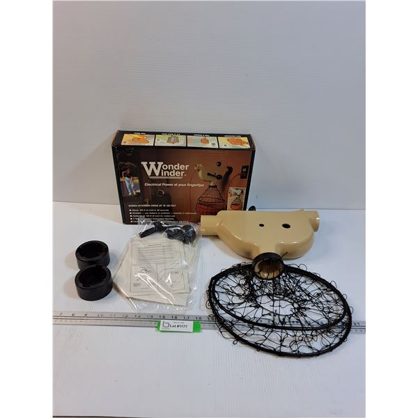 Wonder Winder Electrical Power Cord Winder Set