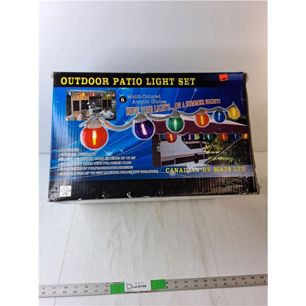 Patio Light Set- Appears NIB