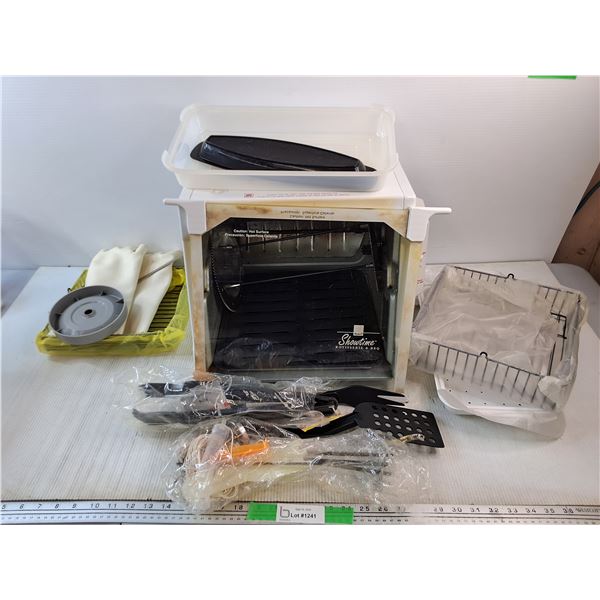 Ronco Showtime Electric Rotisserie & BBQ - Powers On, As Is, Needs Some Repair - PICK UP ONLY