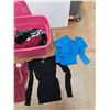 Image 4 : *Plastic Storage Tote with Lid 23" x 18" x 15", Various Clothes - S - M - Cannot Ship Tote