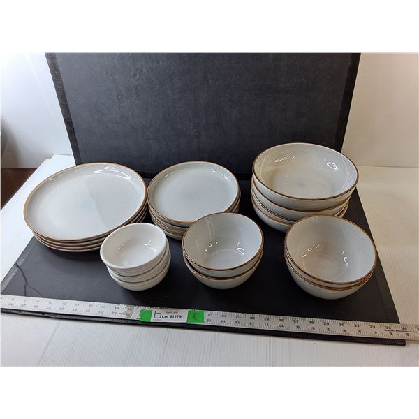 Stoneware Dish Set- (8) Plates, (8) Bowls, (3) Porcelana Bowls