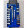 Image 2 : Mastercraft Mechanics' Tool Set, Tape Measure, Wire Cutters