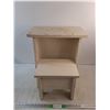 Image 1 : Folding Step Stool 20" x 18" x 17"  -  PICK UP