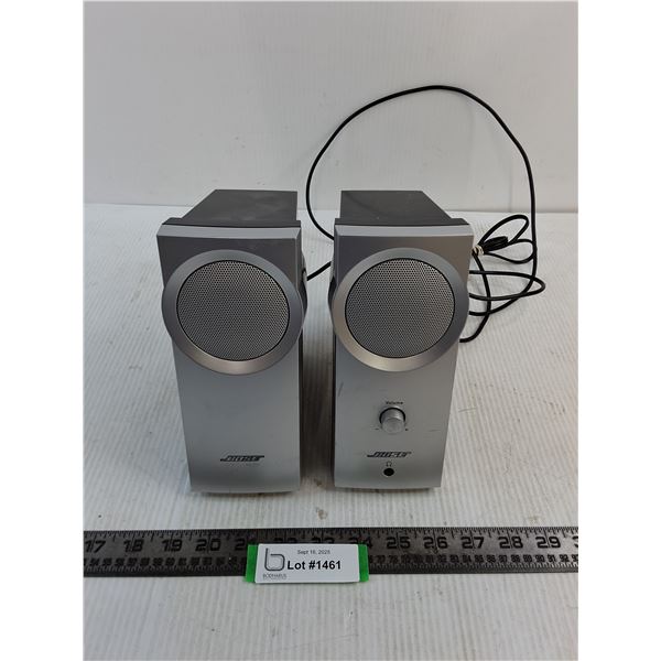 Pair of Bose Bookshelf Speakers - Untested