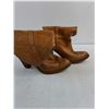 Image 2 : Pair of Leather Cowgirl Boots - No Size Listed - 7.5" Sole