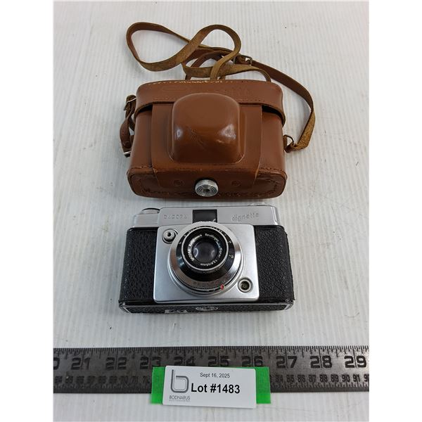 Vintage Dacora Dignette Camera with Leather Case