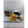 Image 1 : Vintage "As is" A/V (Baia Ultraviewer, Brownie Camera, 300XX Projector), Bulbs/Flashes