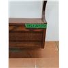 Image 2 : * Wooden Mountable 4-Gun Rack - Pickup Only