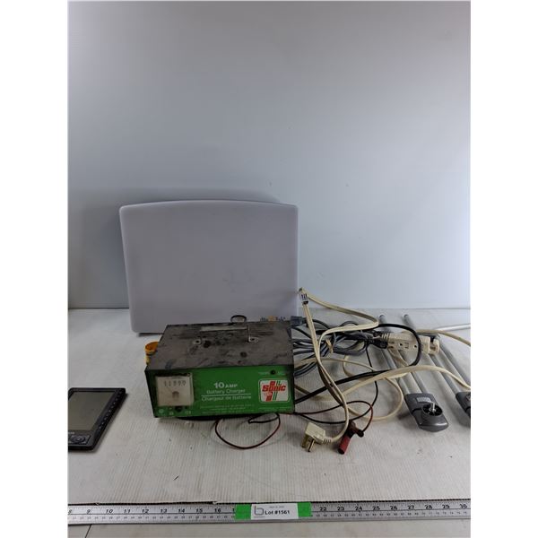 10 AMP Battery Charger, Day Light Replicator Light, Miscellaneous