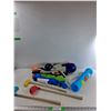 Image 1 : Super Soaker, Plastic Golf clubs, Water Gun