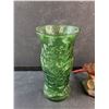 Image 2 : Battery Powered Bird Decor, Green Glass Vase