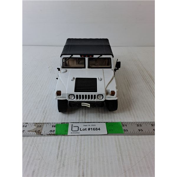 Diecast 1/18 Scale Hummer
