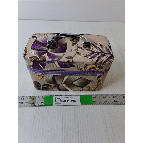Makeup Case 7.25" x 4"
