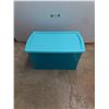 Image 1 : **50 L Storage Tote with Lid 23" x 15" x 12" - Cannot Ship